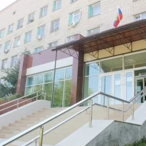 Здание поликлиники ГБУЗ АО «Камызякская РБ»